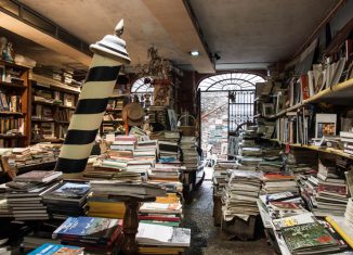 venezia libreria acqua alta