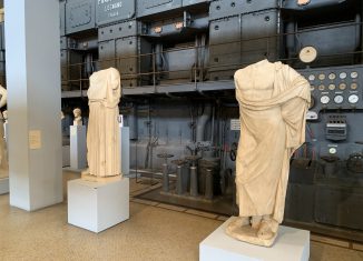 centrale montemartini, roma, statue, macchine, museo,