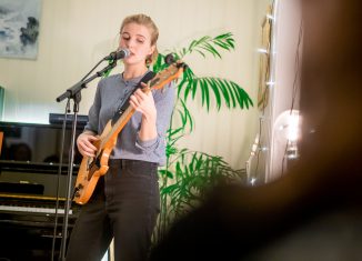 Hanna Mia music
